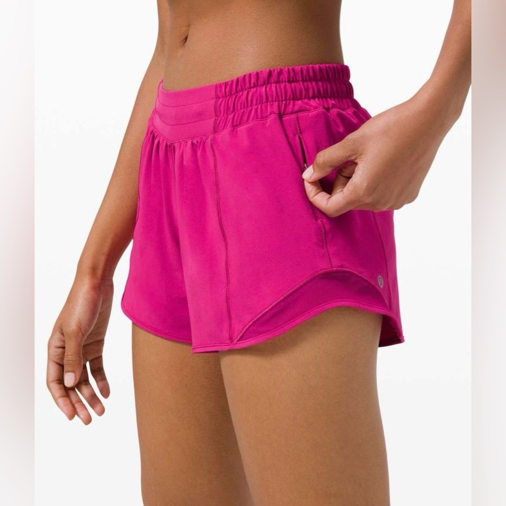 Lululemon Hotty Hot Short